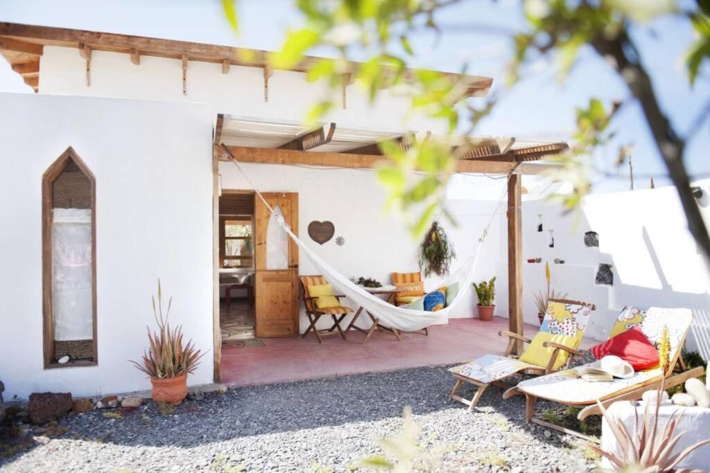 Casa Romántica Fuego - Eco Retreat Finca Artis Tirma Tarajalejo Exterior foto